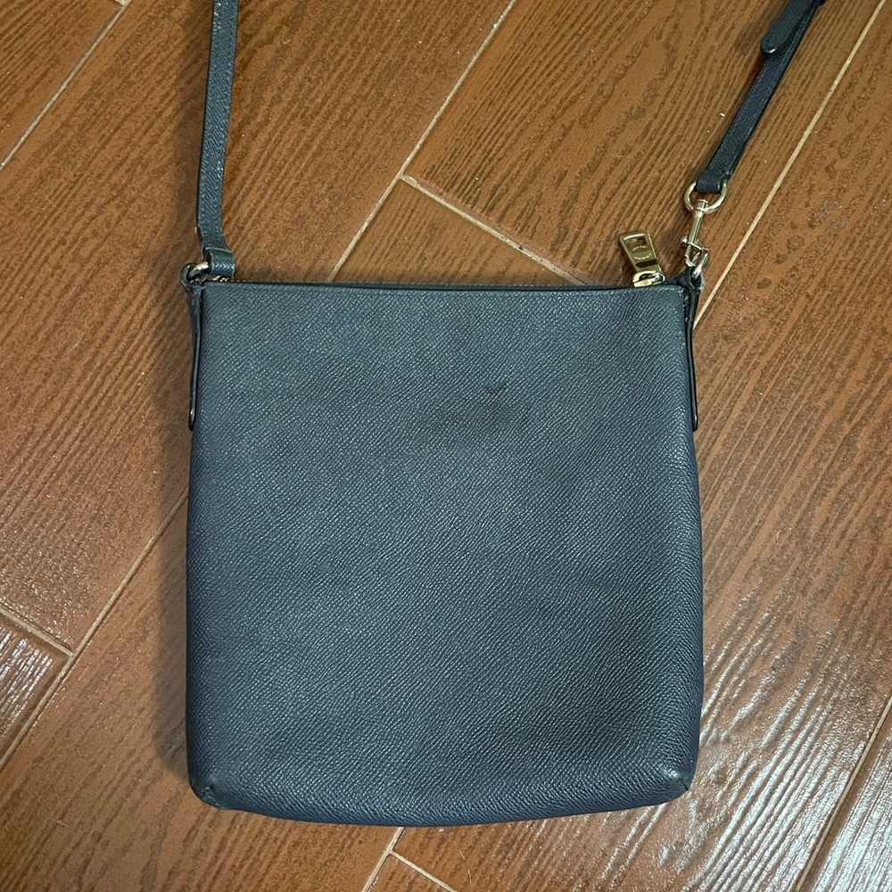 Coach Kitt Messenger Leather Crossbody Bag purse light Black adjustable strap - Picture 4 of 16